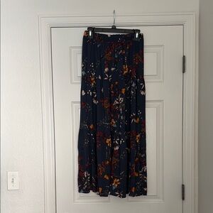 Les Amis Floral Skirt